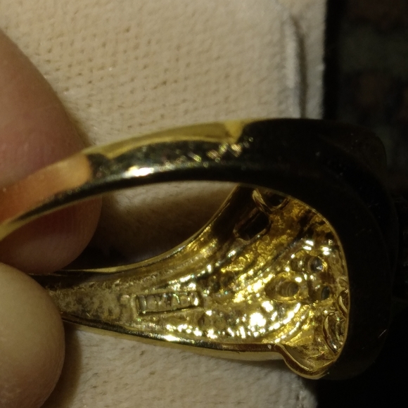 10k adl stamped real emerald with real baguettes and chip diamonds 💎 - Picture 3 of 7